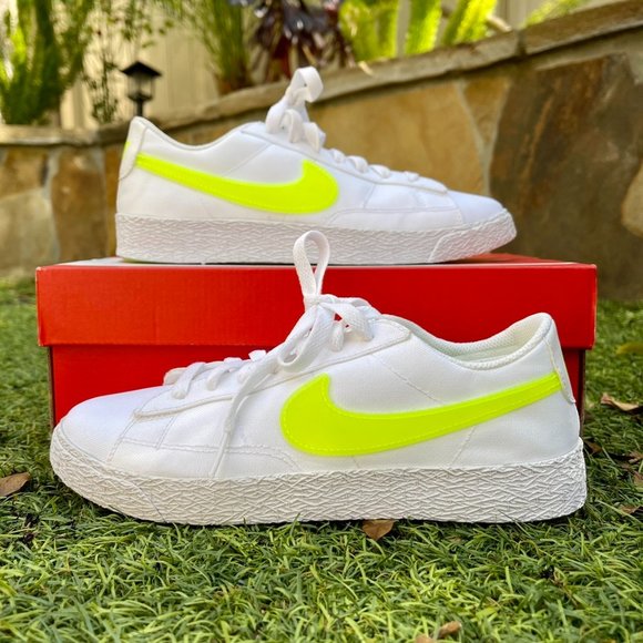 Nike Blazer low white yellow shoes - Picture 2 of 4
